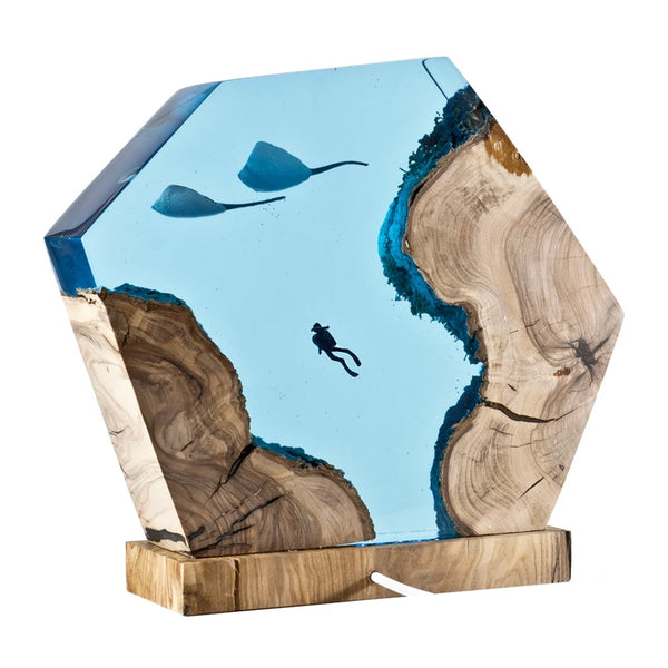 Manta Rays & Diver - High Quality Epoxy Resin Lamp