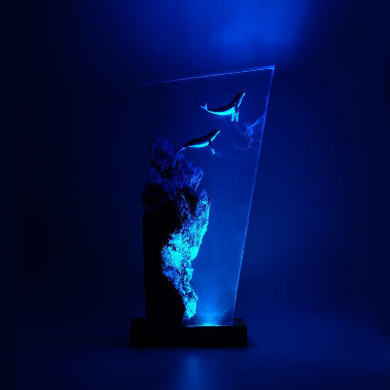 Humpback Whales - High Quality Epoxy Resin Lamp