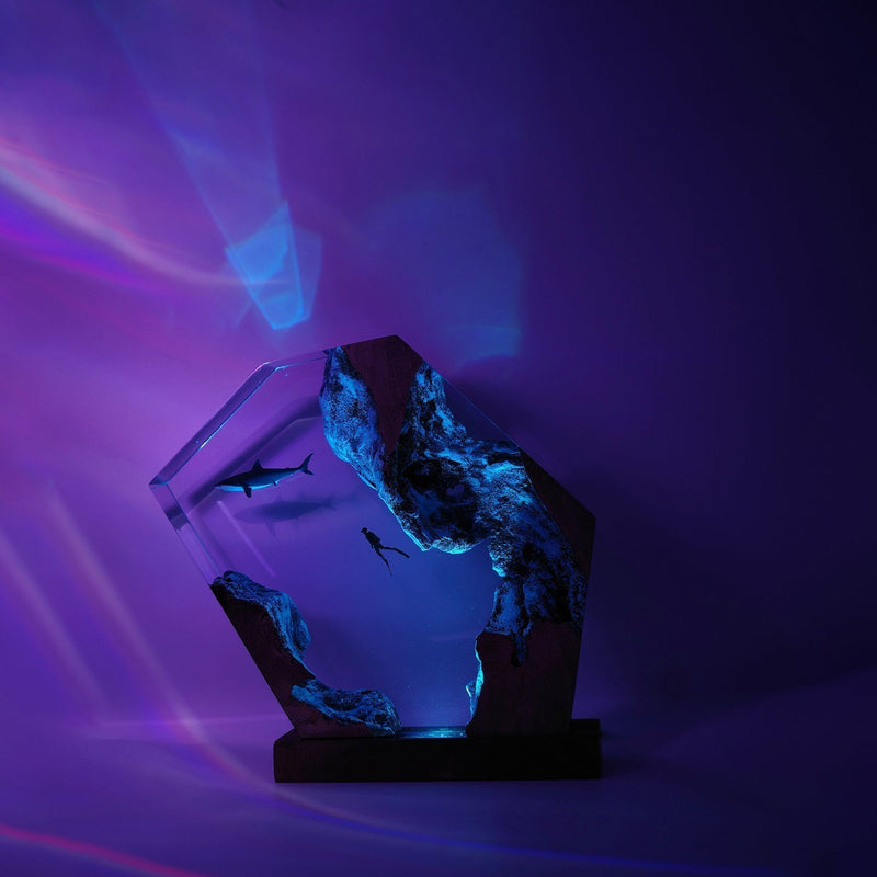 Shark & Diver - High Quality Epoxy Resin Lamp