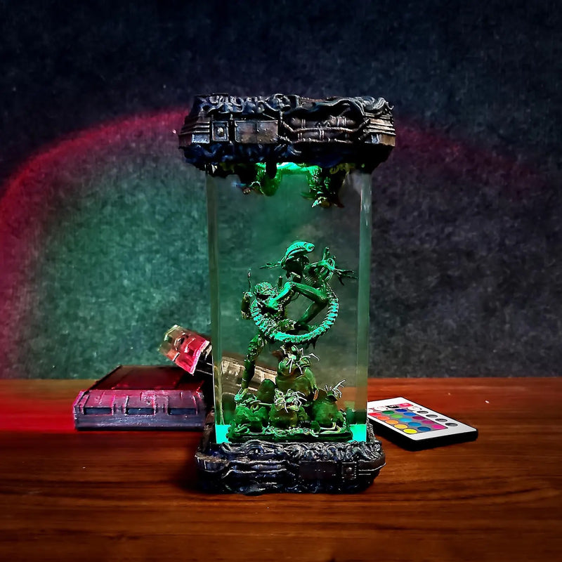 Xenomorph vs Predator Alien Space Monster Diorama Epoxy Resin Lamp, Night Light, Wireless Lights