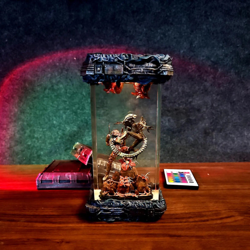 Xenomorph vs Predator Alien Space Monster Diorama Epoxy Resin Lamp, Night Light, Wireless Lights