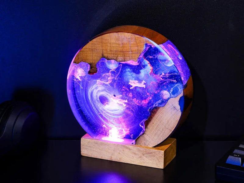 Universe Astronaut Black Hole Diorama Epoxy Resin Lamp, Night Light