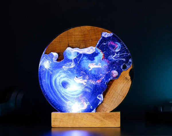 Universe Astronaut Black Hole Diorama Epoxy Resin Lamp, Night Light